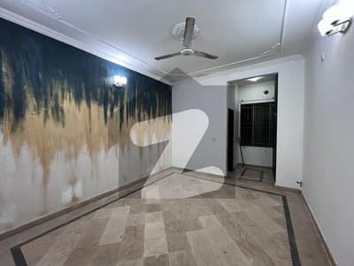 10 Marla House For rent In G-13/1