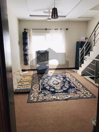 جی ۔ 14/4 جی ۔ 14,اسلام آباد میں 4 کمروں کا 4 مرلہ مکان 3.35 کروڑ میں برائے فروخت۔