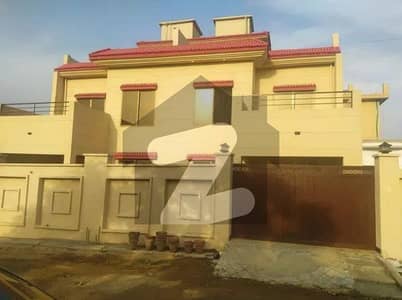 کامرہ روڈ اٹک میں 3 کمروں کا 7 مرلہ مکان 1.1 کروڑ میں برائے فروخت۔