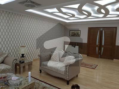 ایف ۔ 11 مرکز ایف ۔ 11,اسلام آباد میں 3 کمروں کا 9 مرلہ فلیٹ 2.6 لاکھ میں کرایہ پر دستیاب ہے۔