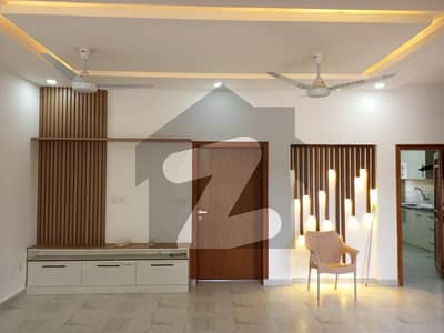 بحریہ انکلیو بحریہ ٹاؤن,اسلام آباد میں 3 کمروں کا 5 مرلہ مکان 2.6 کروڑ میں برائے فروخت۔