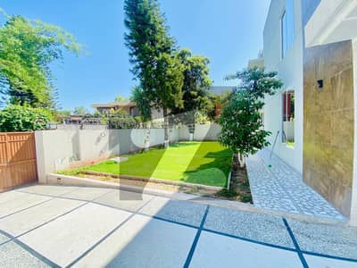 Front Back Garden House For sale CDA Transfer Investor Rate