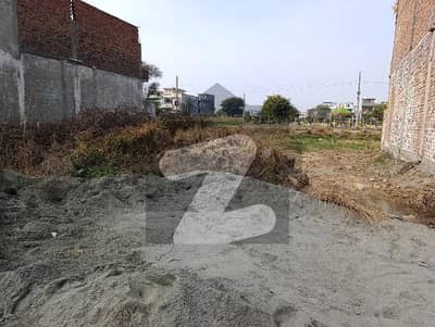 آئی ۔ 16 اسلام آباد میں 7 مرلہ رہائشی پلاٹ 1.1 کروڑ میں برائے فروخت۔