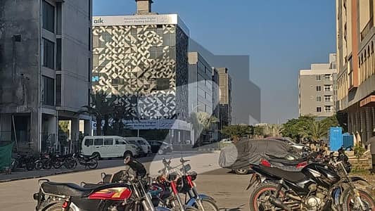 13500 SQFT | Corporate Building | Corner