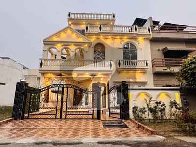 10 Marla Luxury Model House Available For Sale Very Prime Location In Phase 2 City Housing Ganjawala