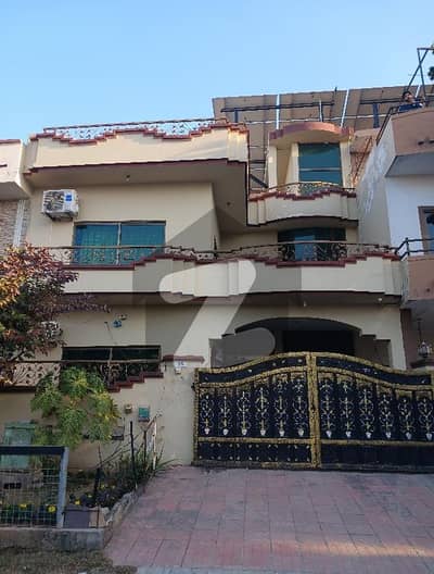 30x60 Beautifull House For Sale In G-13