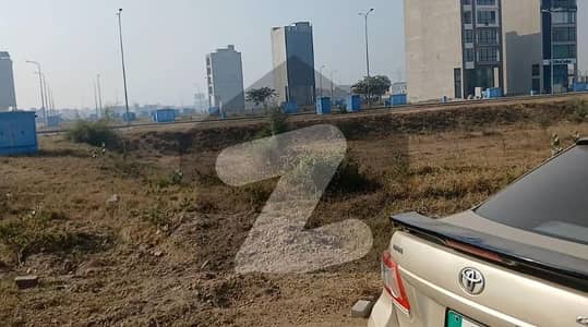 Corner Plot Facing 16Marla Commercial For Sale