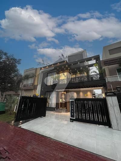 Urgent Sale Investor Price 10 Marla Luxury Designer House Double Unite House For Sale