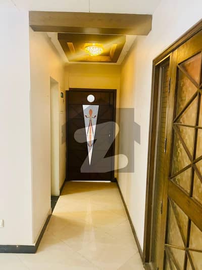 سوِل لائنز کراچی میں 3 کمروں کا 9 مرلہ فلیٹ 4.9 کروڑ میں برائے فروخت۔