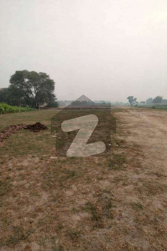 42 Marla Commercial 200,Ft Road 42 Marla Commercial 200,Ft Road