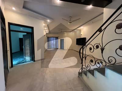 Beautiful House On Range Roads Best Street