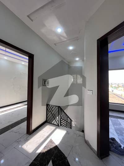 Bahria Town phase 8, 4 marla double story house on investor rate