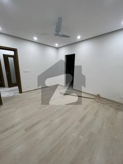 ڈی ۔ 12 اسلام آباد میں 3 کمروں کا 1 کنال زیریں پورشن 2.0 لاکھ میں کرایہ پر دستیاب ہے۔