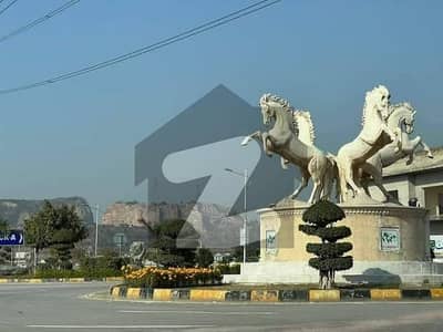 ایم پی سی ایچ ایس - بلاک جی ایم پی سی ایچ ایس ۔ ملٹی گارڈنز,بی ۔ 17,اسلام آباد میں 10 مرلہ رہائشی پلاٹ 1.2 کروڑ میں برائے فروخت۔