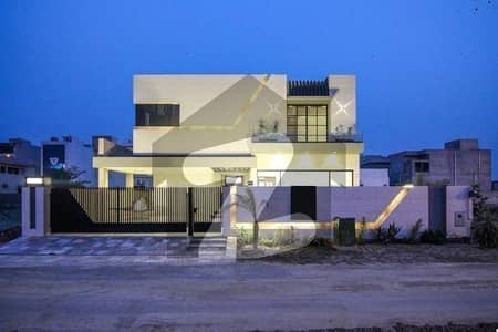 20 MARLA ELEGANT AND FULLY MAINTAINED SUPER HOT LOCATED BUNGALOW IS AVAILABLE IN THE BEST BLOCK OF DHA LAHORE.