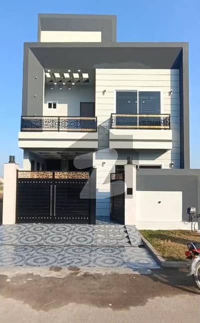 ماسٹر سٹی ہاؤسنگ سکیم گوجرانوالہ میں 4 کمروں کا 5 مرلہ مکان 1.6 کروڑ میں برائے فروخت۔