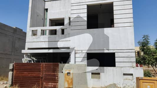 4 Bed DDL 125sq Yard Villa , Gray Structure Villa For Sale