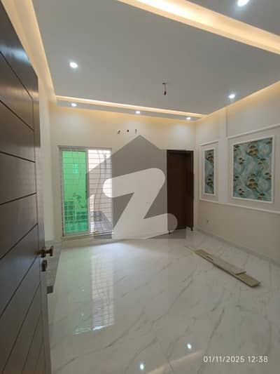 کیولری گراؤنڈ لاہور میں 2 کمروں کا 2 مرلہ مکان 62.0 ہزار میں کرایہ پر دستیاب ہے۔