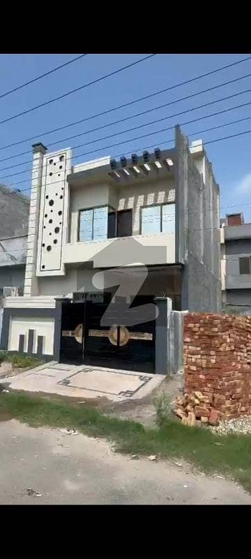 جی منگولیا پارک گوجرانوالہ میں 3 کمروں کا 4 مرلہ مکان 1.35 کروڑ میں برائے فروخت۔