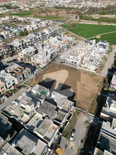 14 Marla Grey Structure For Sle At PHA OFFICER RESIDENCIA KURRI ROAD