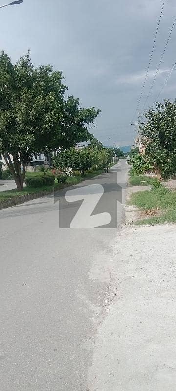 جی ۔ 15/1 جی ۔ 15,اسلام آباد میں 14 مرلہ مکان 6.0 کروڑ میں برائے فروخت۔