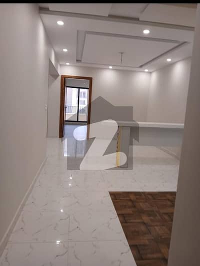 بحریہ انکلیو بحریہ ٹاؤن,اسلام آباد میں 3 کمروں کا 8 مرلہ فلیٹ 1.35 کروڑ میں برائے فروخت۔