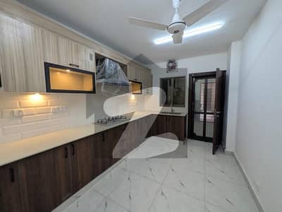 ڈی ایچ اے ڈیفینس فیز 1 ڈی ایچ اے ڈیفینس,اسلام آباد میں 3 کمروں کا 1 کنال زیریں پورشن 90.0 ہزار میں کرایہ پر دستیاب ہے۔ ڈی ایچ اے ڈیفینس فیز 1 ڈی ایچ اے ڈیفینس,اسلام آباد میں 3 کمروں کا 1 کنال زیریں پورشن 90.0 ہزار میں کرایہ پر دستیاب ہے۔