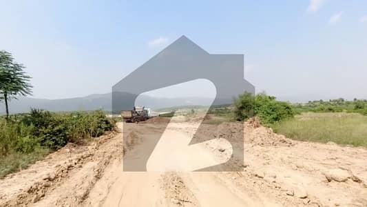 سی پندرہ اسلام آباد میں 1 کنال رہائشی پلاٹ 3.9 کروڑ میں برائے فروخت۔