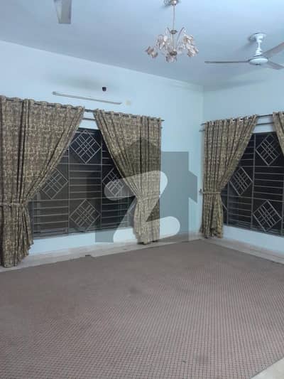 HOUSE FOR RENT! | LOWER PORTION | GAS METER | ELECTRIC METER | BEAUTIFUL LOCATION | PAKISTAN TOWN | ISLAMABAD