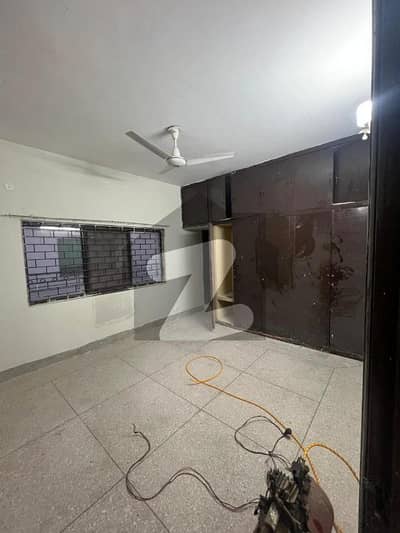 1st Floor for Rent I-8/4 Islamabad (House Portion)