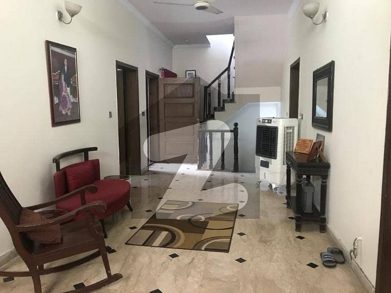 BEAUTIFUL UPPER PORTION FOR RENT BEAUTIFUL UPPER PORTION FOR RENT