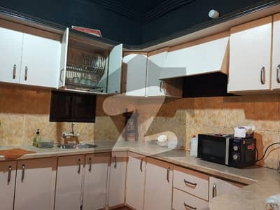 160 YARDS BUNGALOW AVAILABLE FOR SALE IN GULSHAN E IQBAL