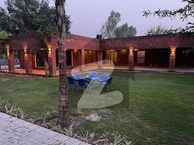 بیدیاں روڈ لاہور میں 7 کنال رہائشی پلاٹ 12.6 کروڑ میں برائے فروخت۔