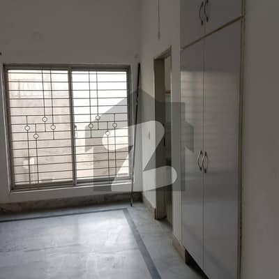 10 Marla Upper Portion Available for Rent  Ideal for Silent Office, Job Holders