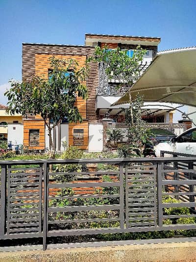 40x80 Lower Portion For Rent In G13 At Best Location