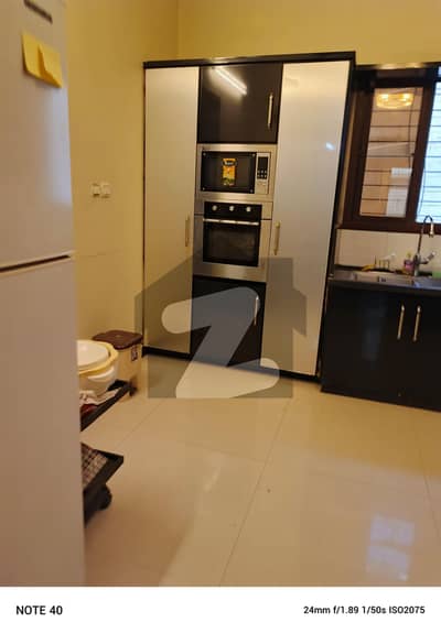 NEWLY RENOVATED HOUSE AVAILABLE AT PRIME LOCATION OF GULSHAN E IQBAL