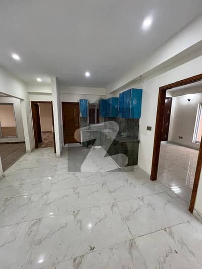 ڈی ایچ اے فیز 1 ڈی ایچ اے ڈیفینس,کراچی میں 3 کمروں کا 9 مرلہ فلیٹ 1.5 لاکھ میں کرایہ پر دستیاب ہے۔