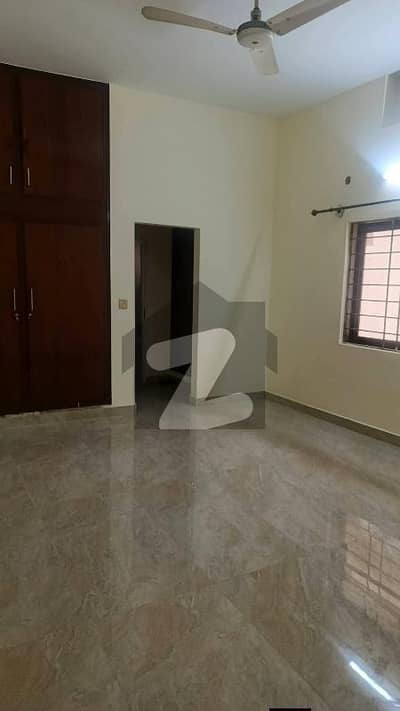 جی ۔ 9/1 جی ۔ 9,اسلام آباد میں 7 کمروں کا 14 مرلہ مکان 10.0 کروڑ میں برائے فروخت۔