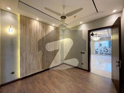 10 Marla House Is Available For sale In Johar Town