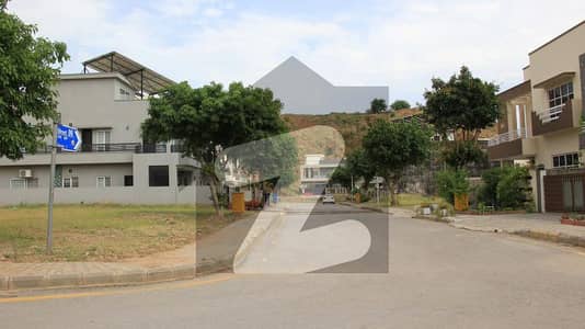 Plot Available In Bahria Town Phase 8 Block C