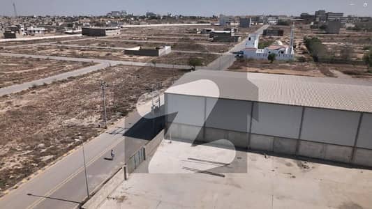 Ready To Buy A Prime Location 240 Square Yards Industrial Park With All Basic Amentias In Karachi