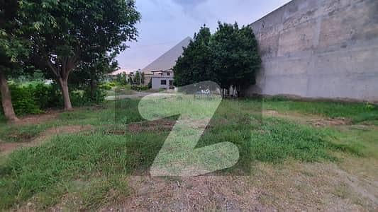 Plot For Sale In Bahria Town Phase 7