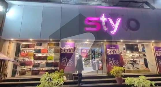 کامران چورنگی کراچی میں 5 مرلہ دکان 10.0 لاکھ میں کرایہ پر دستیاب ہے۔