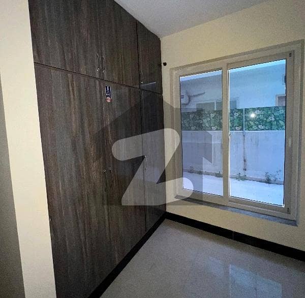 ڈی ۔ 12 اسلام آباد میں 6 کمروں کا 10 مرلہ مکان 2.7 لاکھ میں کرایہ پر دستیاب ہے۔ ڈی ۔ 12 اسلام آباد میں 6 کمروں کا 10 مرلہ مکان 2.7 لاکھ میں کرایہ پر دستیاب ہے۔