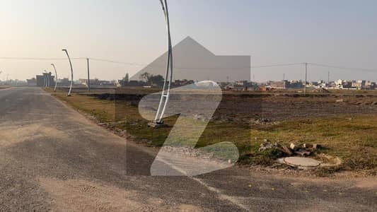 چناب آرچرڈ فیز 2 چناب آرچرڈ,گجرات میں 10 مرلہ رہائشی پلاٹ 1.65 کروڑ میں برائے فروخت۔