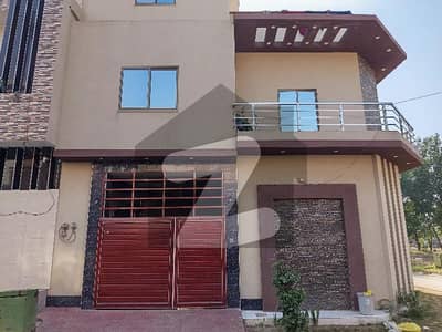 فور سِیزن ہاؤسنگ فیصل آباد میں 3 مرلہ مکان 1.75 کروڑ میں برائے فروخت۔