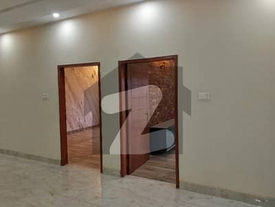 10 Marla Double Unit House For Rent