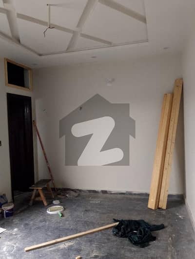 آئی ای پی انجنیئرز ٹاؤن ۔ سیکٹر اے آئی ای پی انجینئرز ٹاؤن,لاہور میں 2 کمروں کا 4 مرلہ بالائی پورشن 40.0 ہزار میں کرایہ پر دستیاب ہے۔