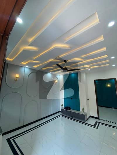 5 Marla House Available for rent