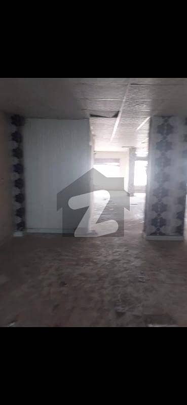 E-11 Northern Strip Mezanin Floor 2900 sqr ft